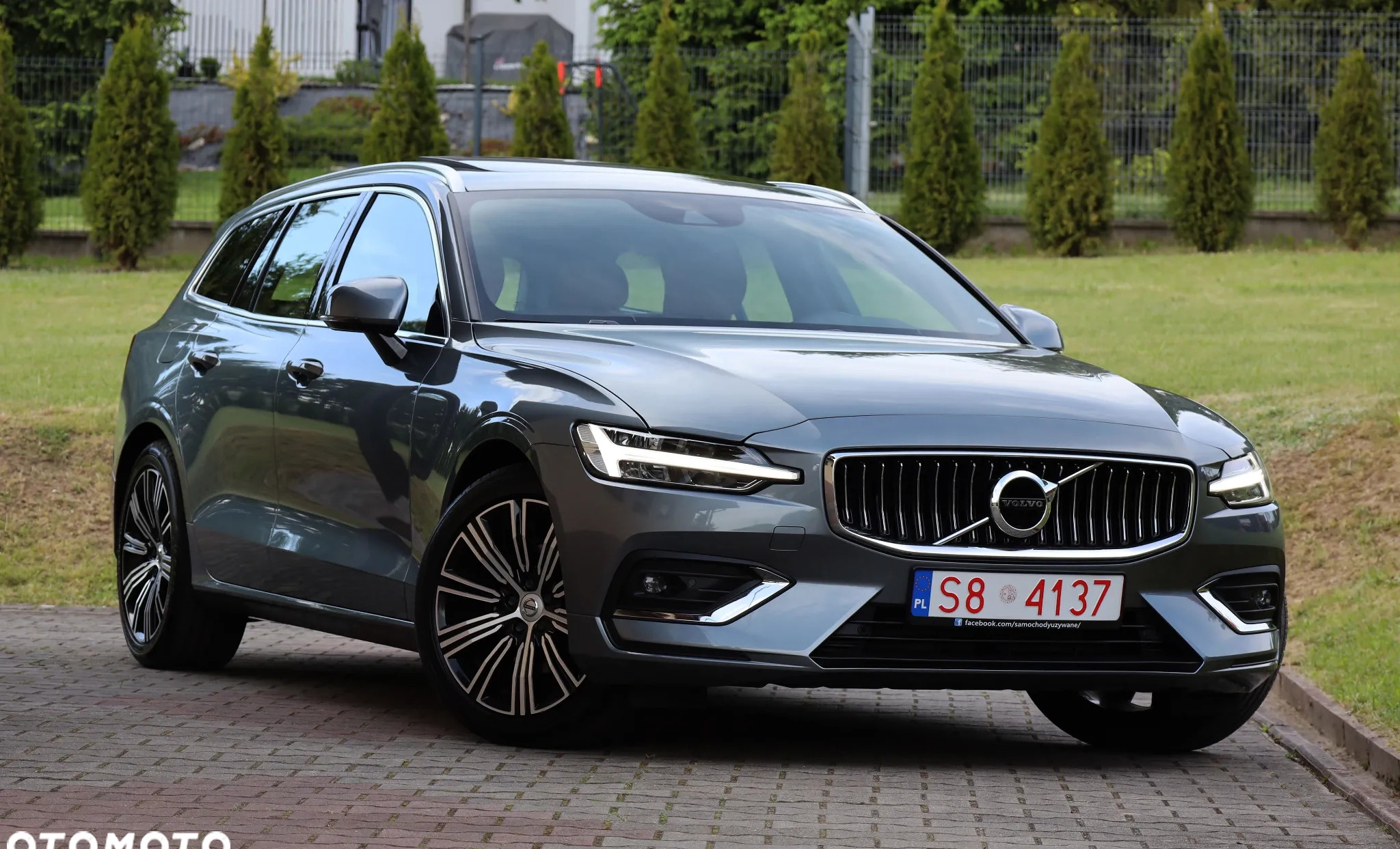 Volvo V60 cena 114992 przebieg: 74000, rok produkcji 2019 z Strzyżów małe 781